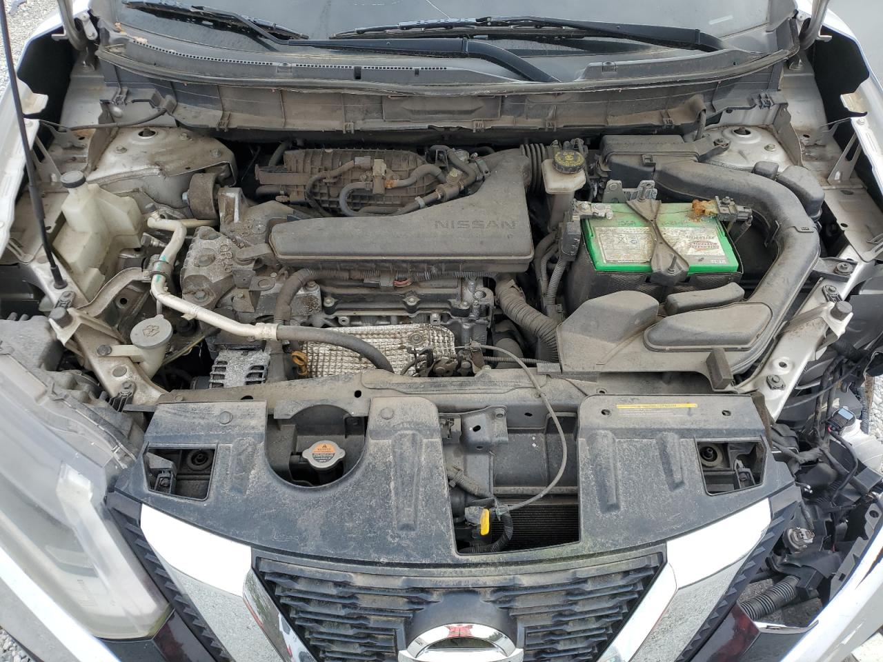 KNMAT2MT7HP504690 NISSAN ROGUE 2017