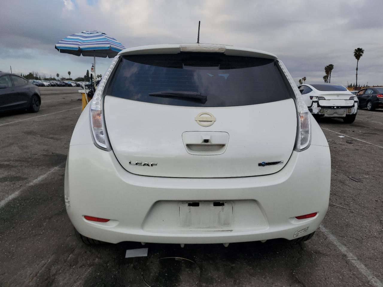 2015 Nissan Leaf - Image 6