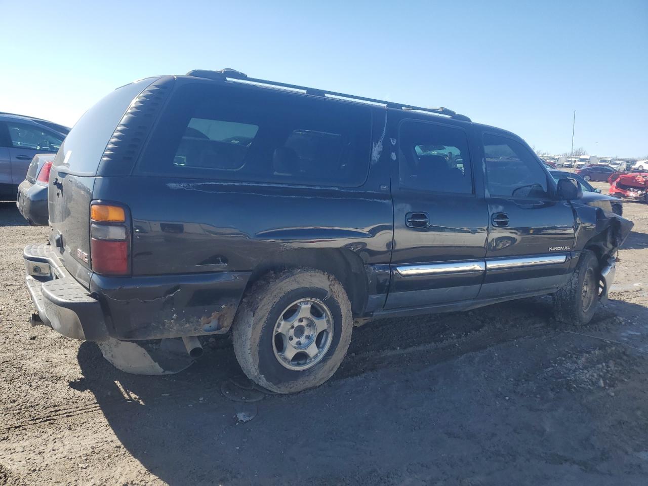 2005 GMC Yukon - Image 3