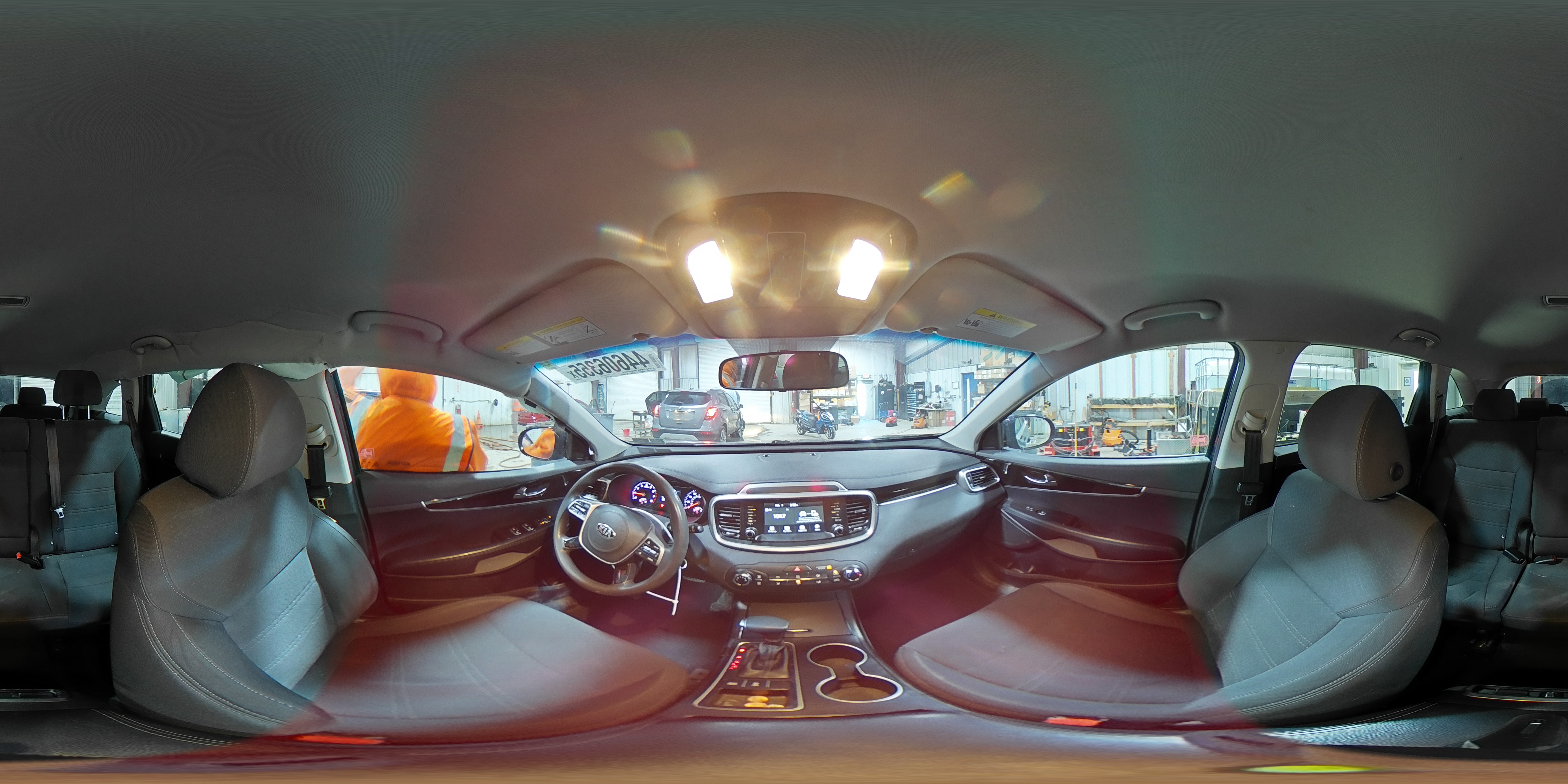 2020 Kia Sorento - Image 16