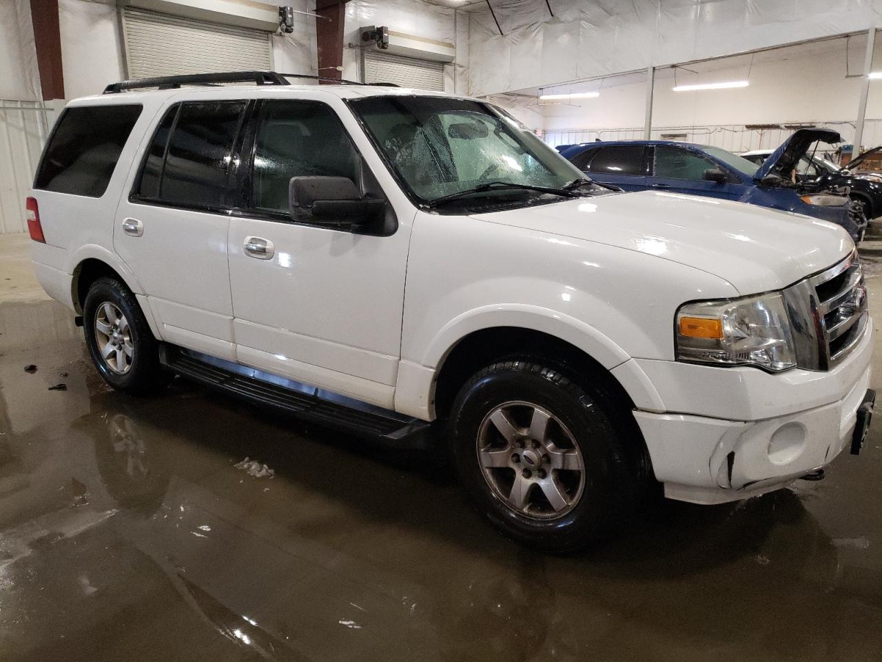 2010 Ford Expedition - Image 4