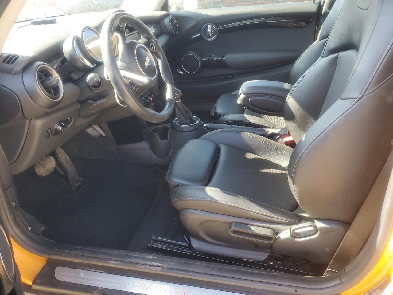 2015 MINI Cooper - Image 7