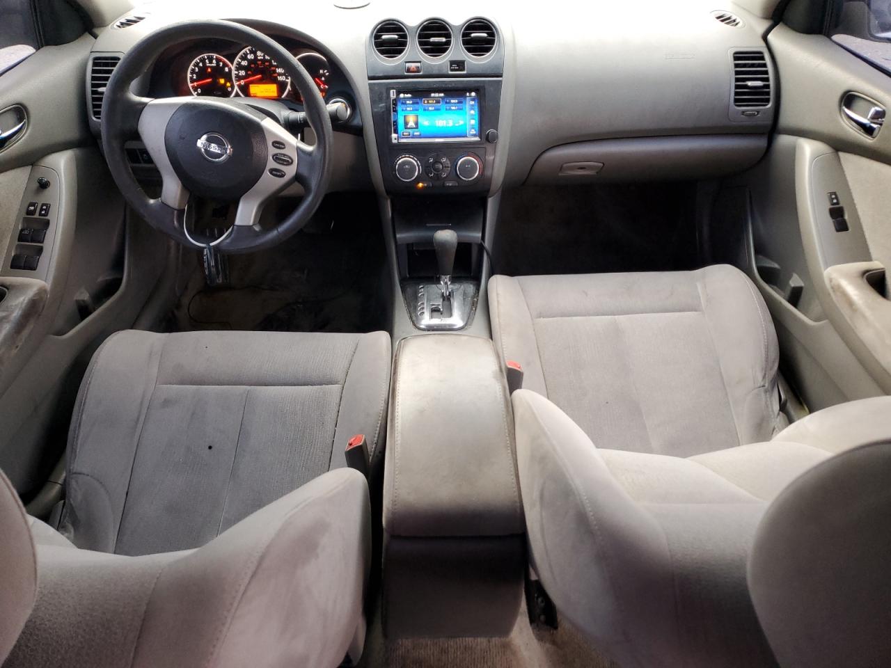 2012 Nissan Altima - Image 8