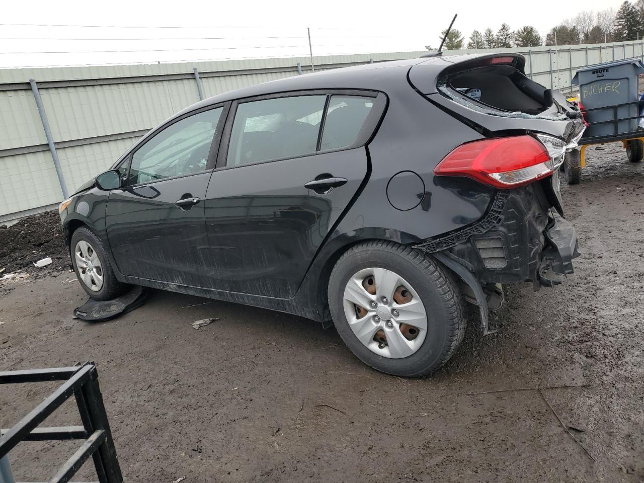 2017 Kia Forte - Image 2