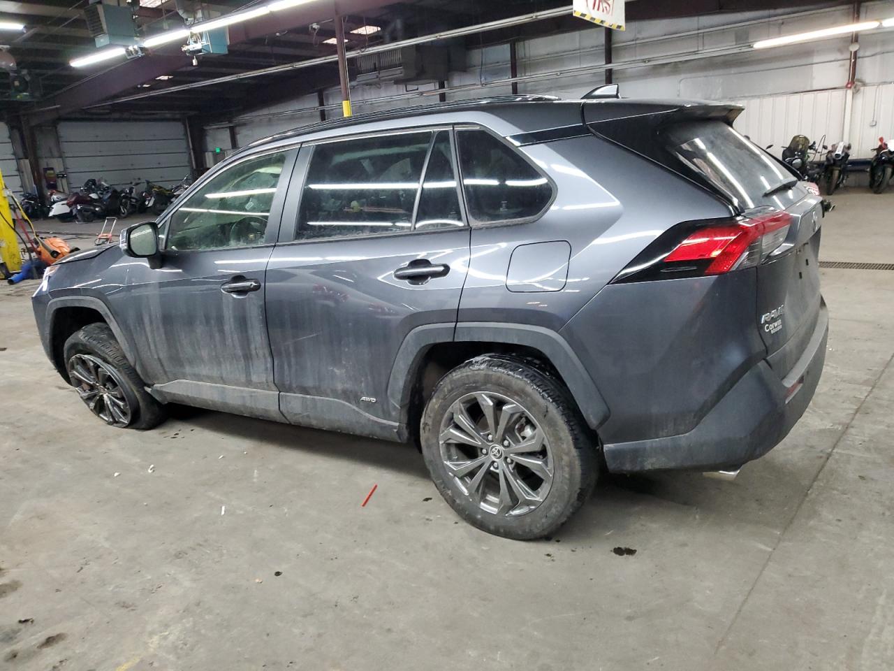 2024 Toyota RAV 4 - Image 2