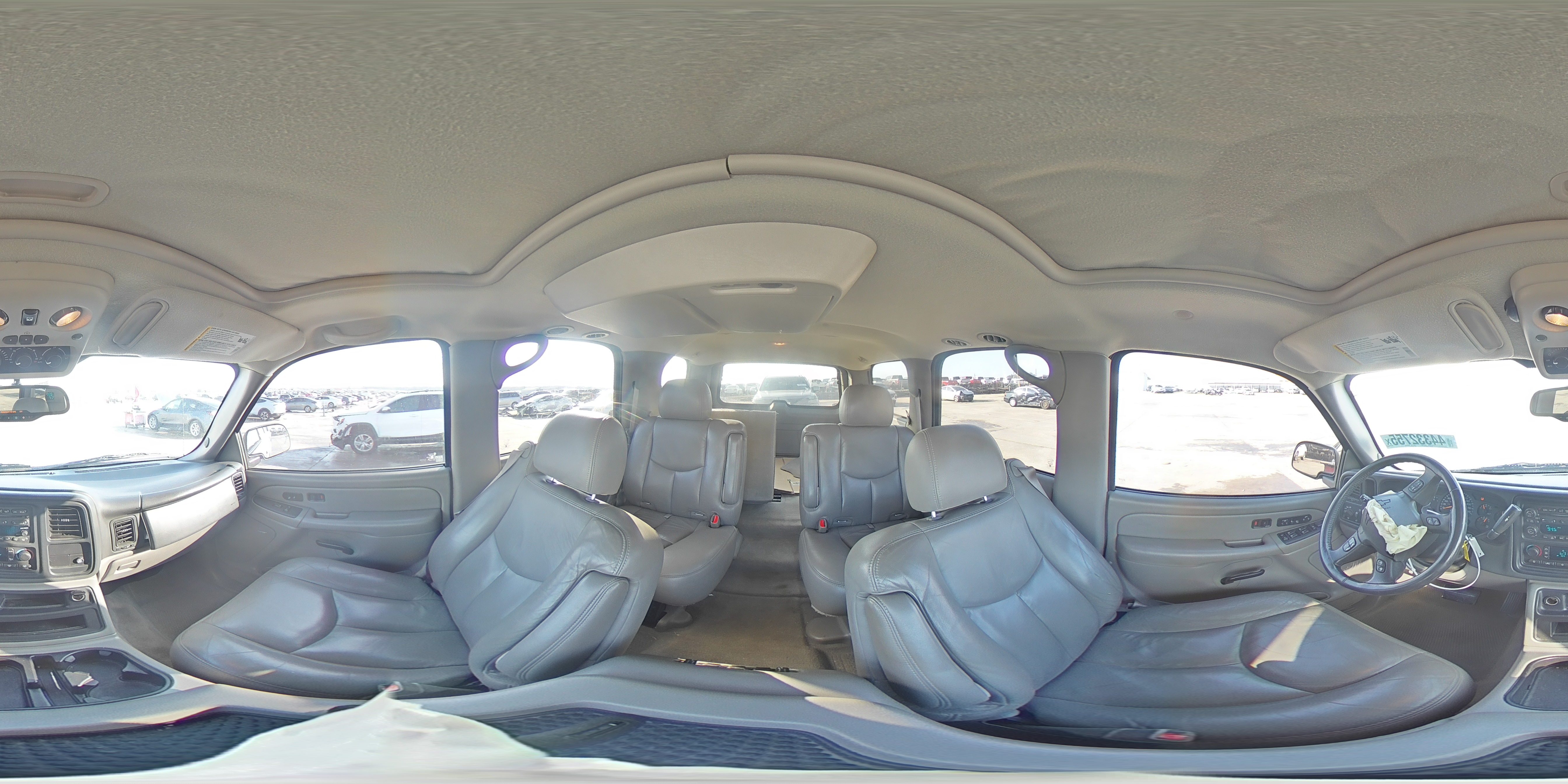 2004 Chevrolet Tahoe - Image 14