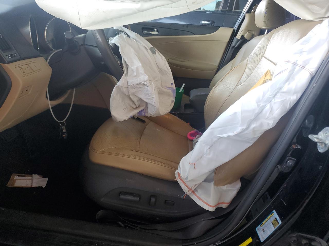 2012 Hyundai Sonata - Image 7