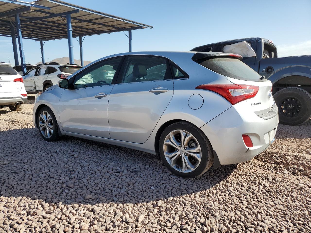 2014 Hyundai Elantra - Image 2