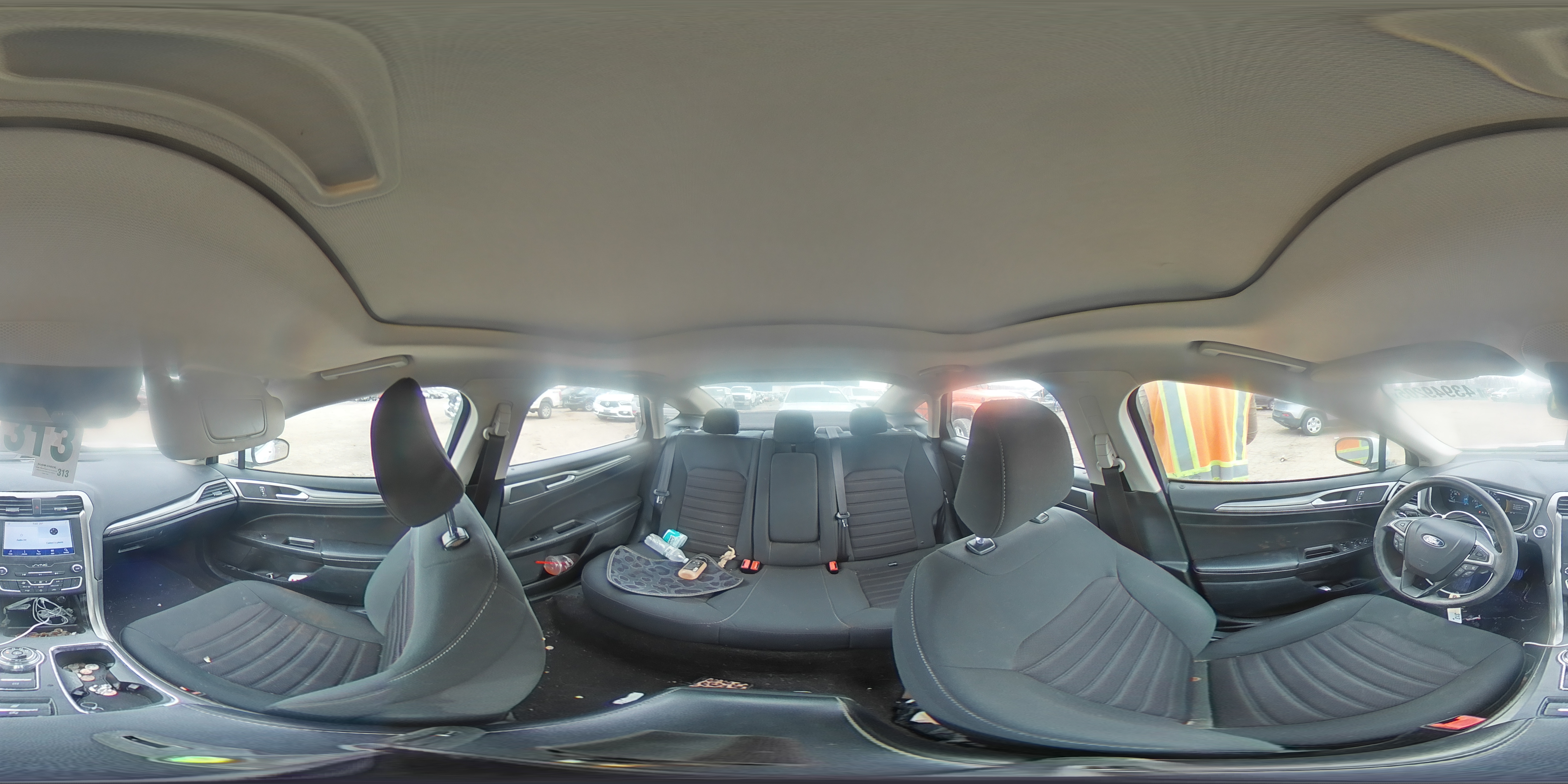 2020 Ford Fusion - Image 12