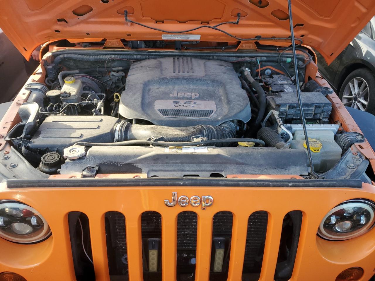 2013 Jeep Wrangler - Image 11