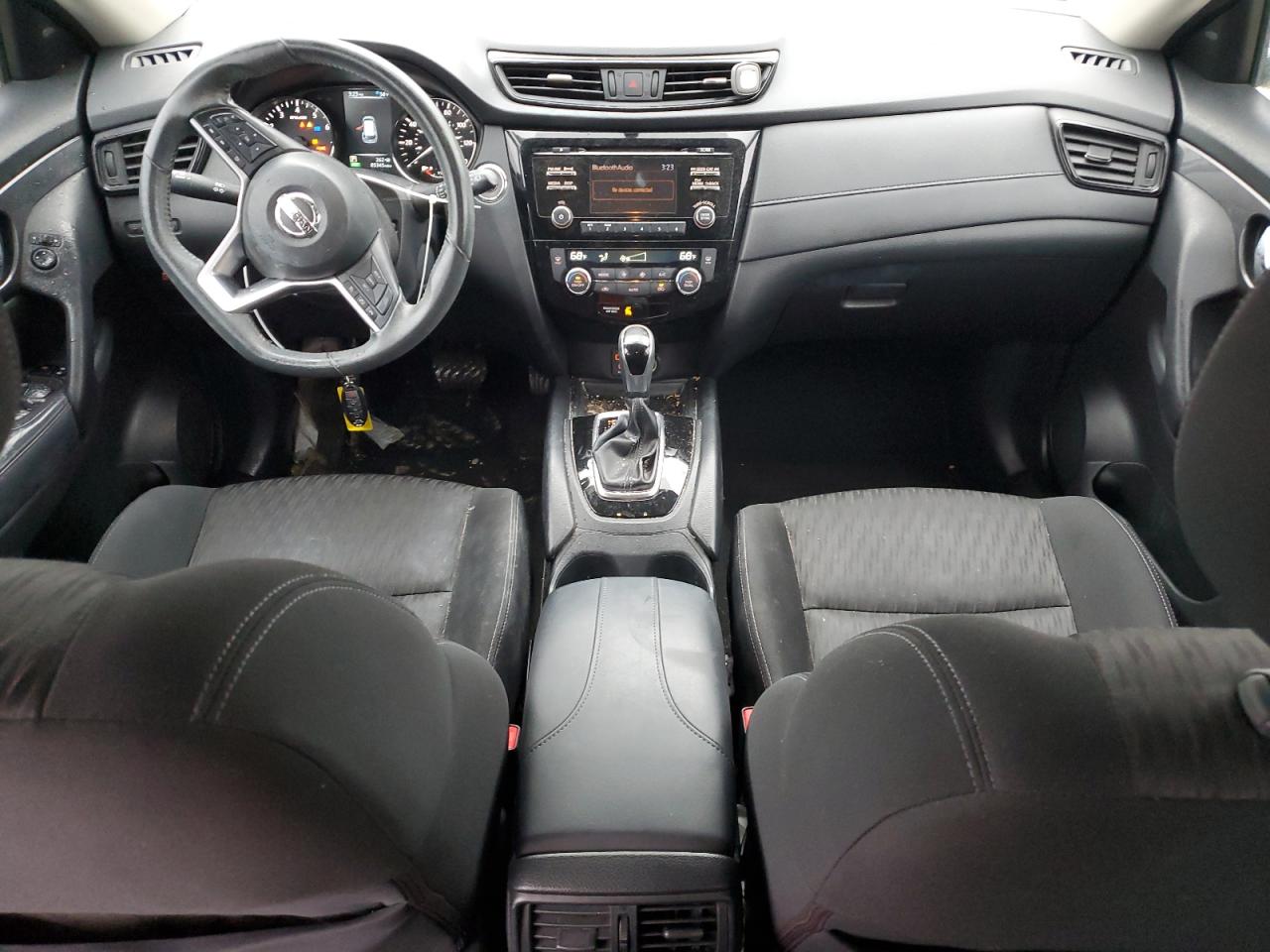 KNMAT2MV7HP539523 NISSAN ROGUE 2017