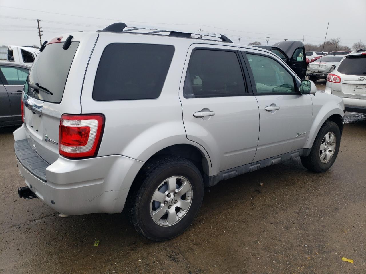 2011 Ford Escape - Image 3
