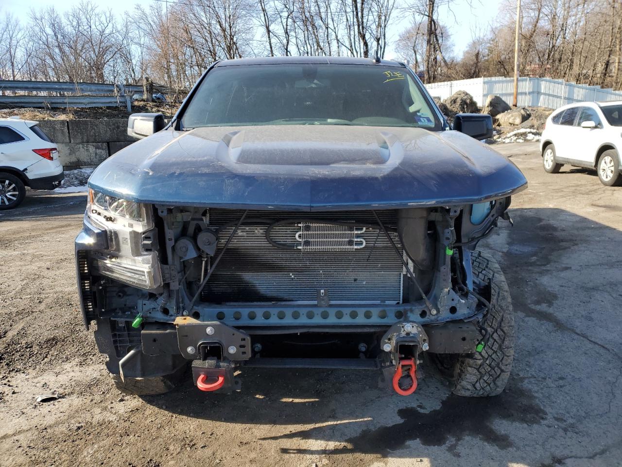 2019 Chevrolet Silverado - Image 5