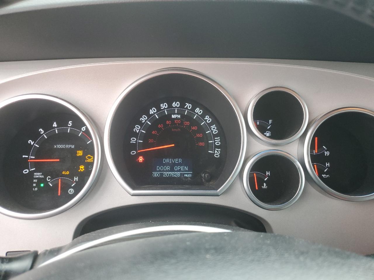 2008 Toyota Sequoia - Image 9