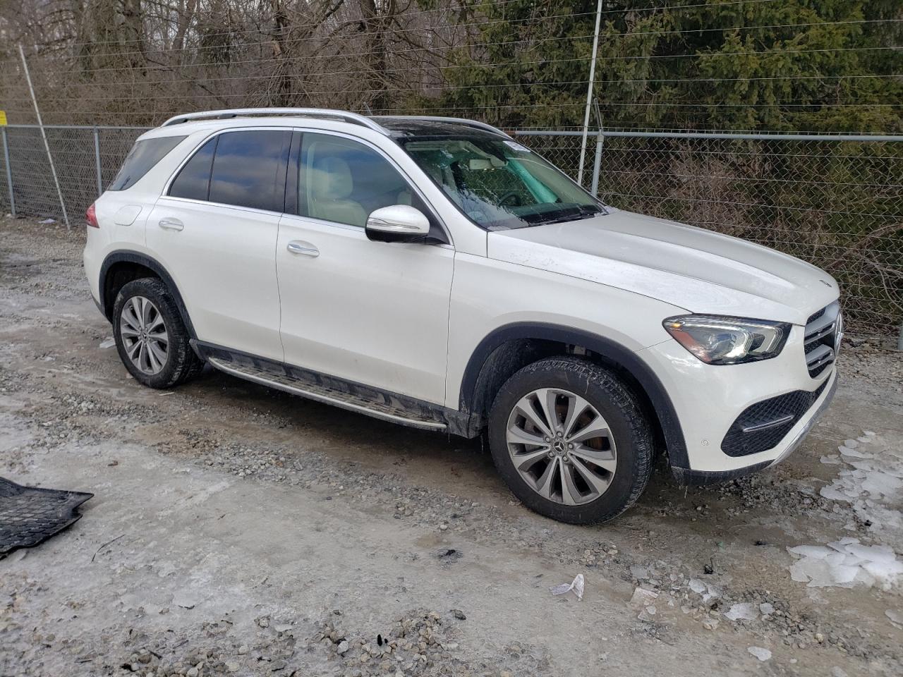 2020 Mercedes-Benz GLE - Image 4
