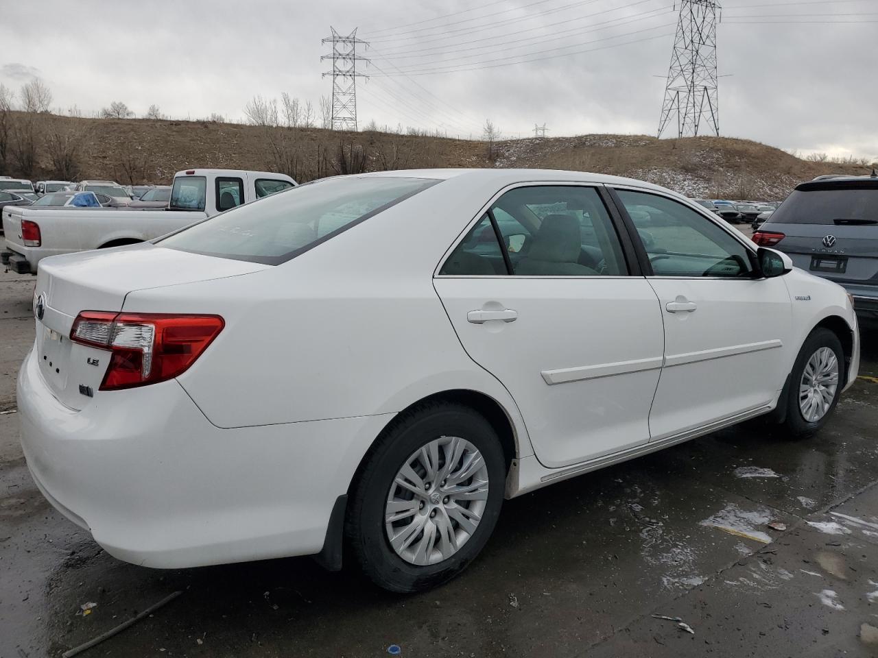 2014 Toyota Camry - Image 3