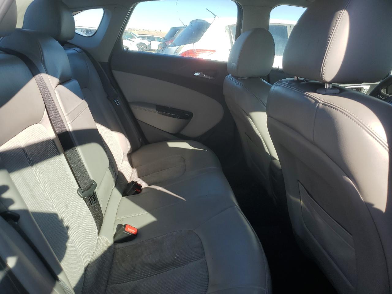 2014 Buick Verano - Image 10