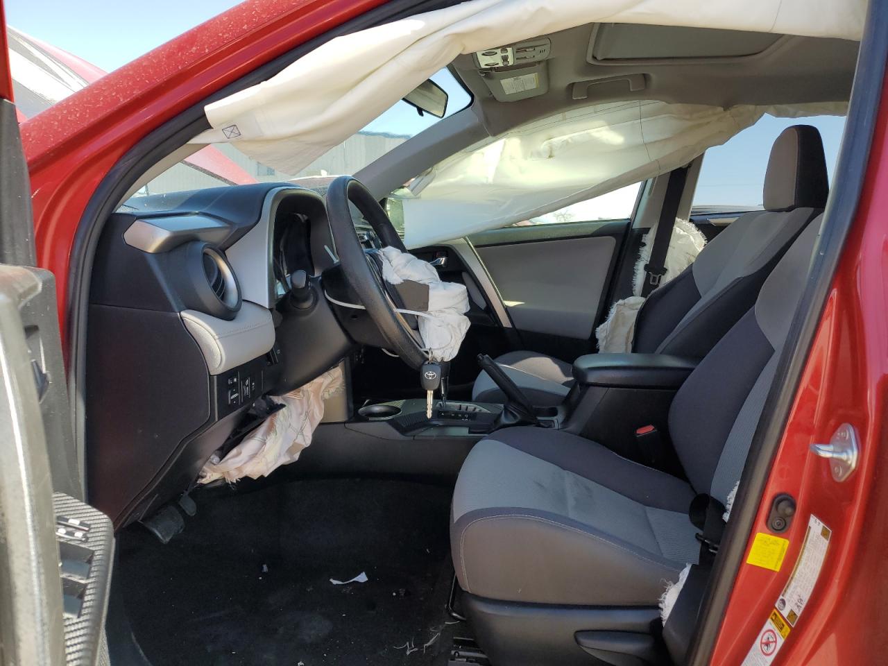 2015 Toyota RAV 4 - Image 7