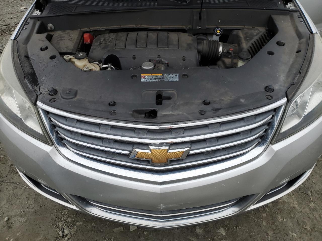 2015 Chevrolet Traverse - Image 12
