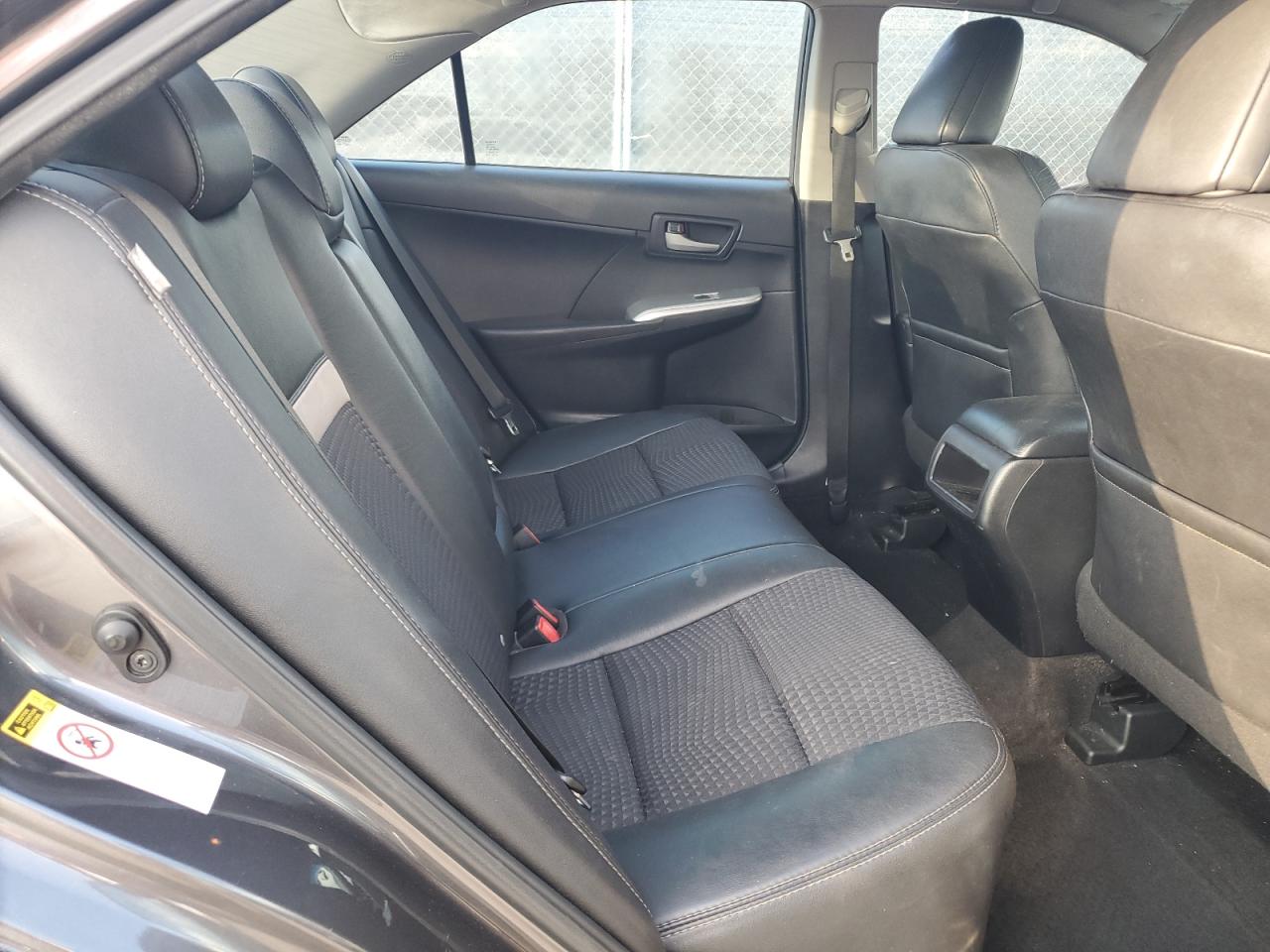 2014 Toyota Camry - Image 10