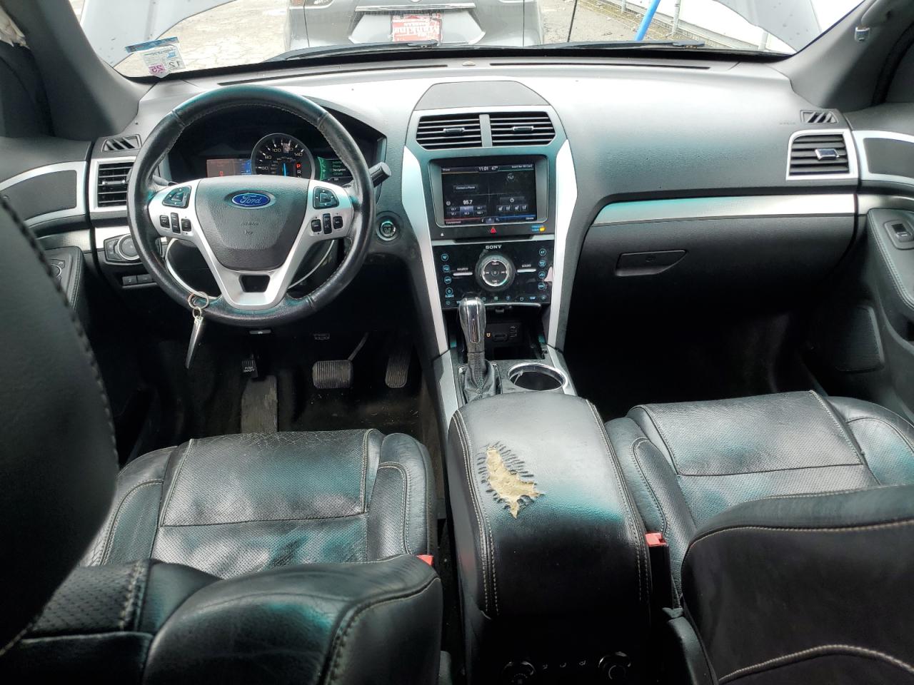 2013 Ford Explorer - Image 8