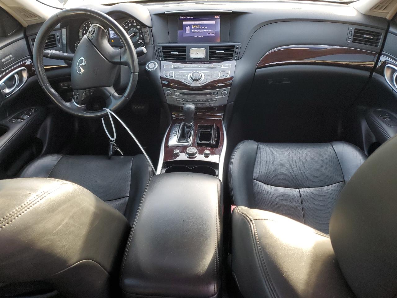 2013 Infiniti M - Image 8