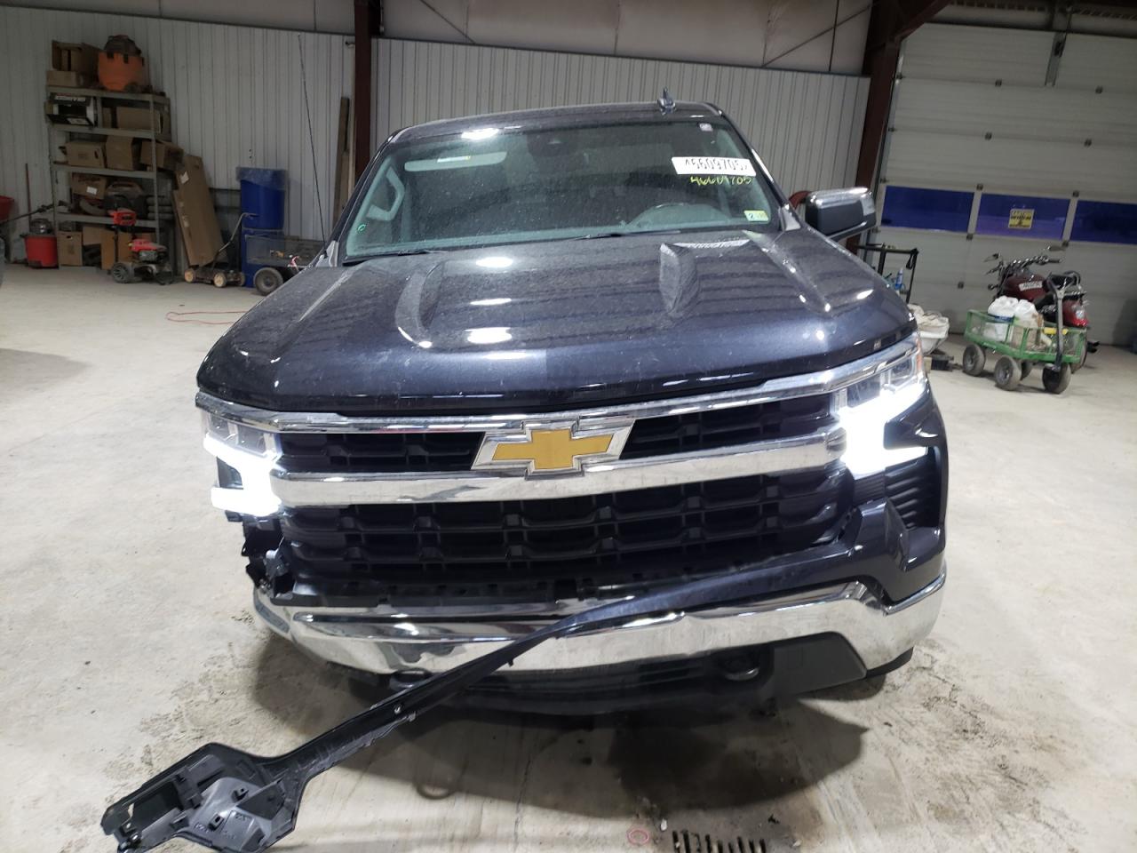2022 Chevrolet Silverado - Image 5