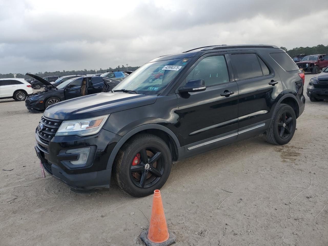 2017 Ford Explorer - Image 1