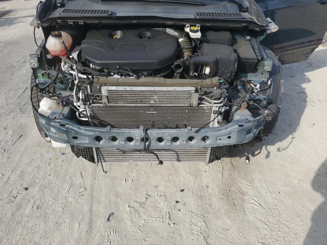 2019 Ford Escape - Image 11