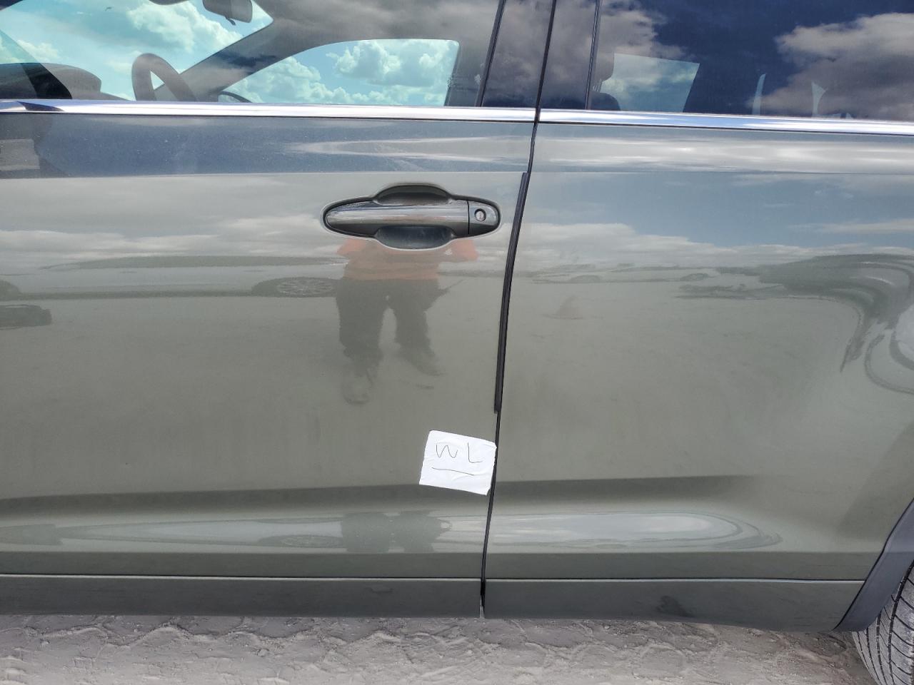 2018 Toyota Highlander Le VIN: 5TDZZRFH1JS252482 Lot: 45046465