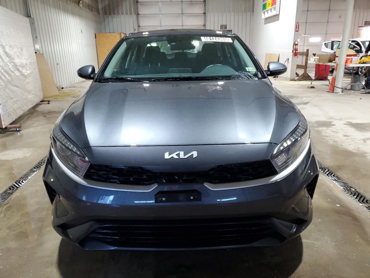 2024 Kia Forte - Image 5