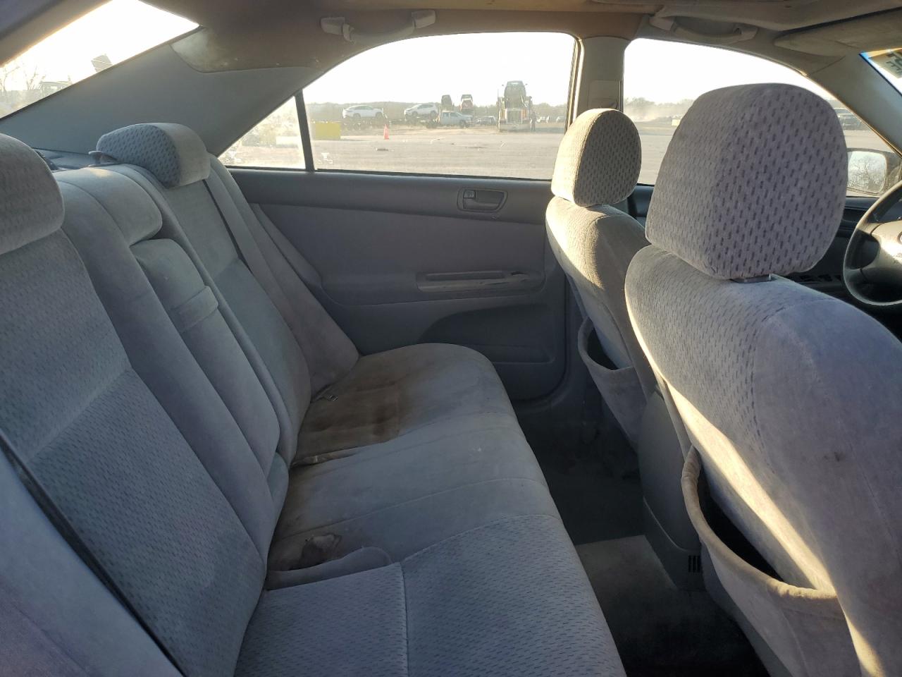 2004 Toyota Camry - Image 10