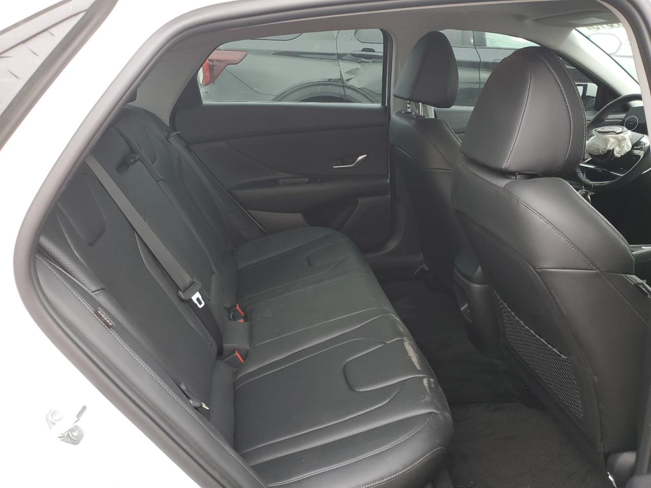 2024 Hyundai Elantra - Image 10