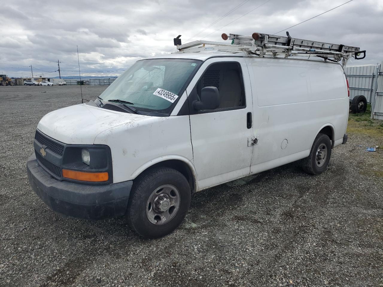 2014 Chevrolet Express - Image 1