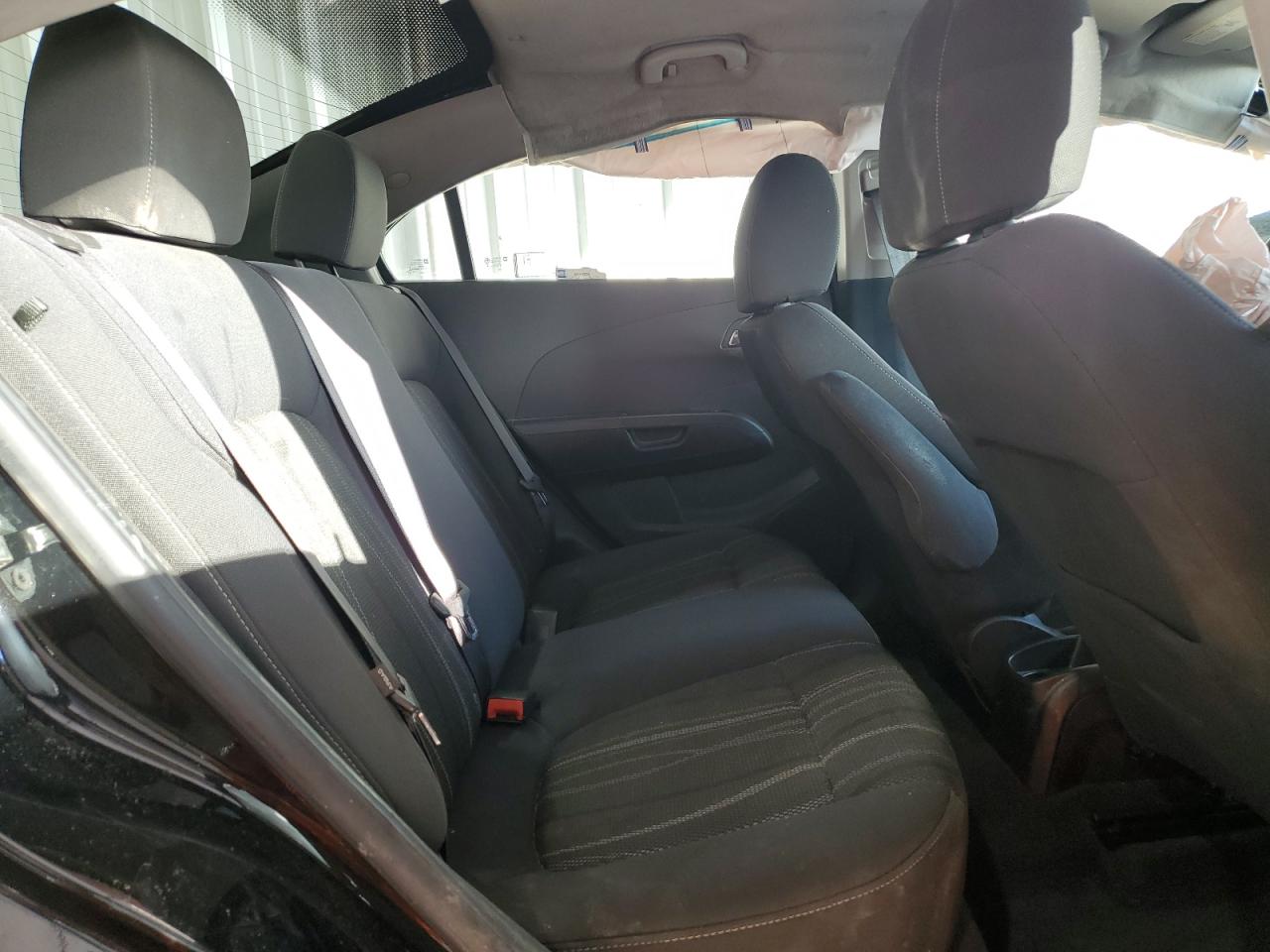 1G1JC5SH6G4107321 CHEVROLET SONIC 2016