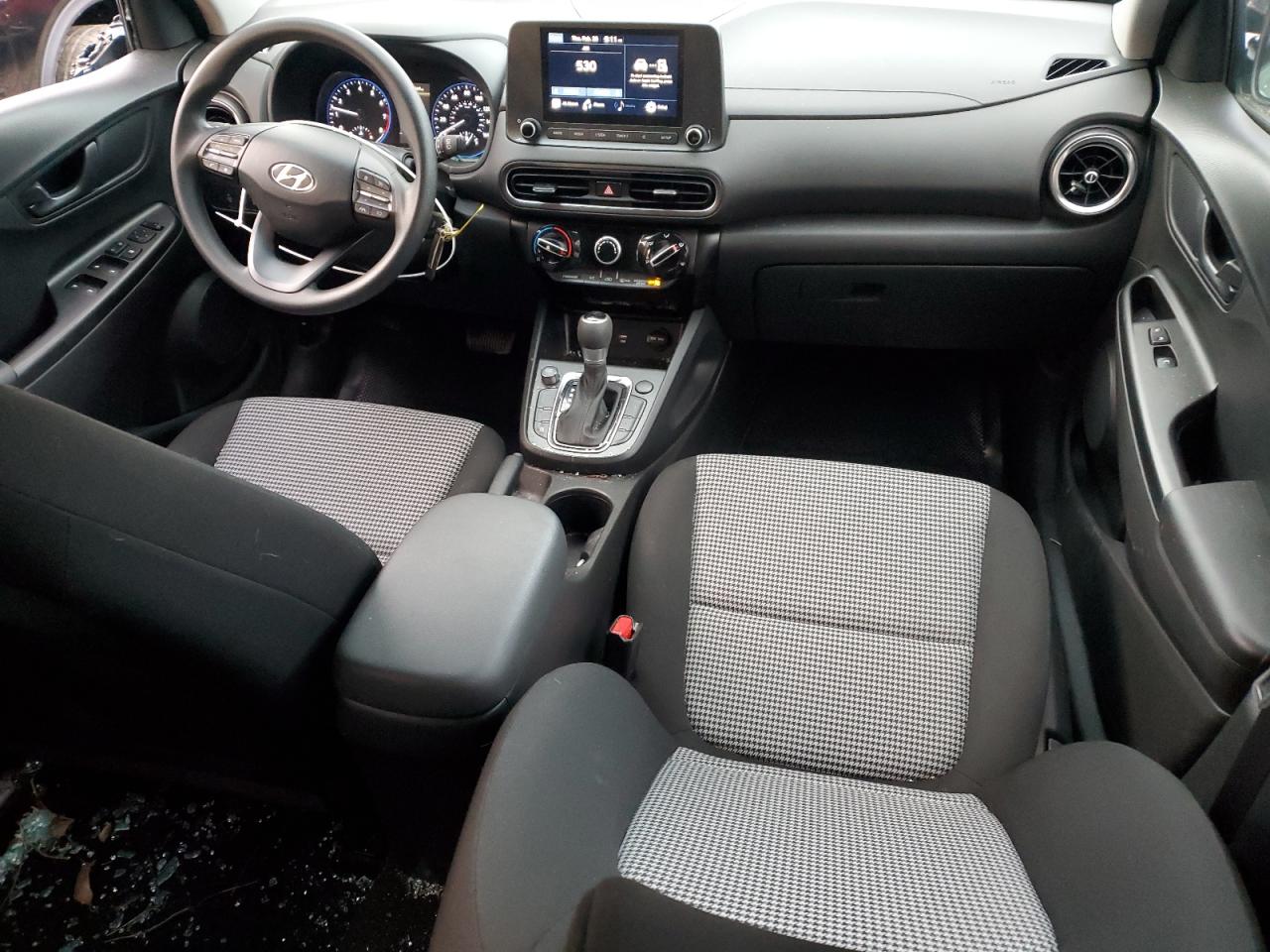 2022 Hyundai Kona - Image 8