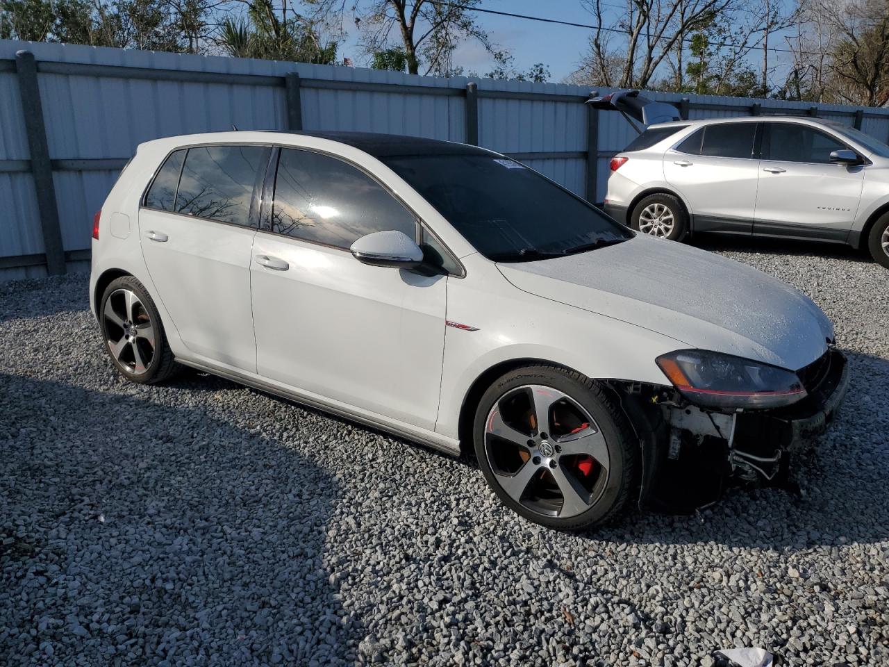 2015 Volkswagen GTI - Image 4