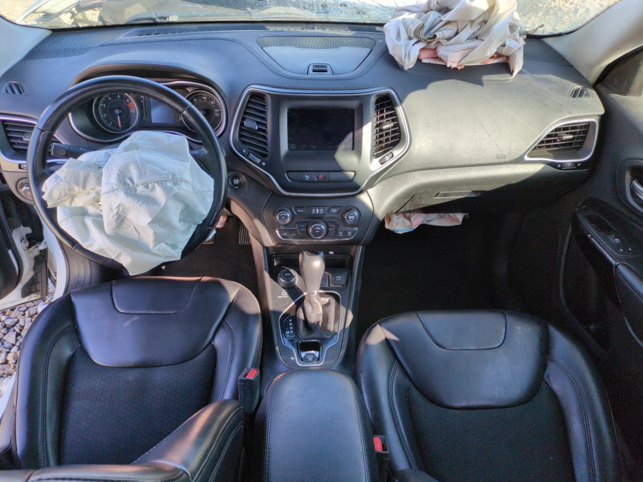 2019 Jeep Grand Cherokee - Image 8
