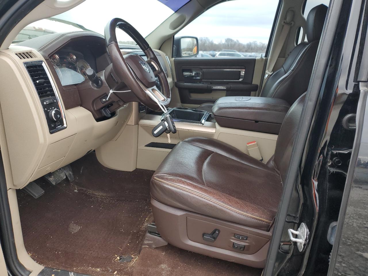 2014 RAM 1500 - Image 7