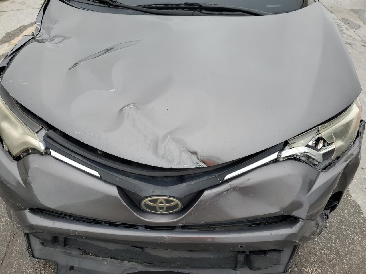 JTMWFREVXHJ719778 TOYOTA RAV4 2017