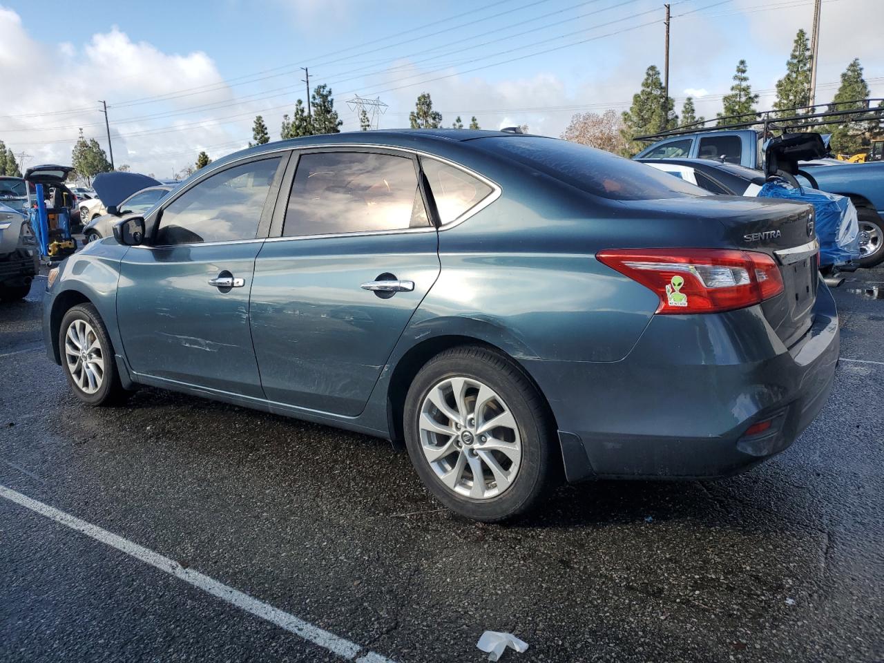 2016 Nissan Sentra - Image 2