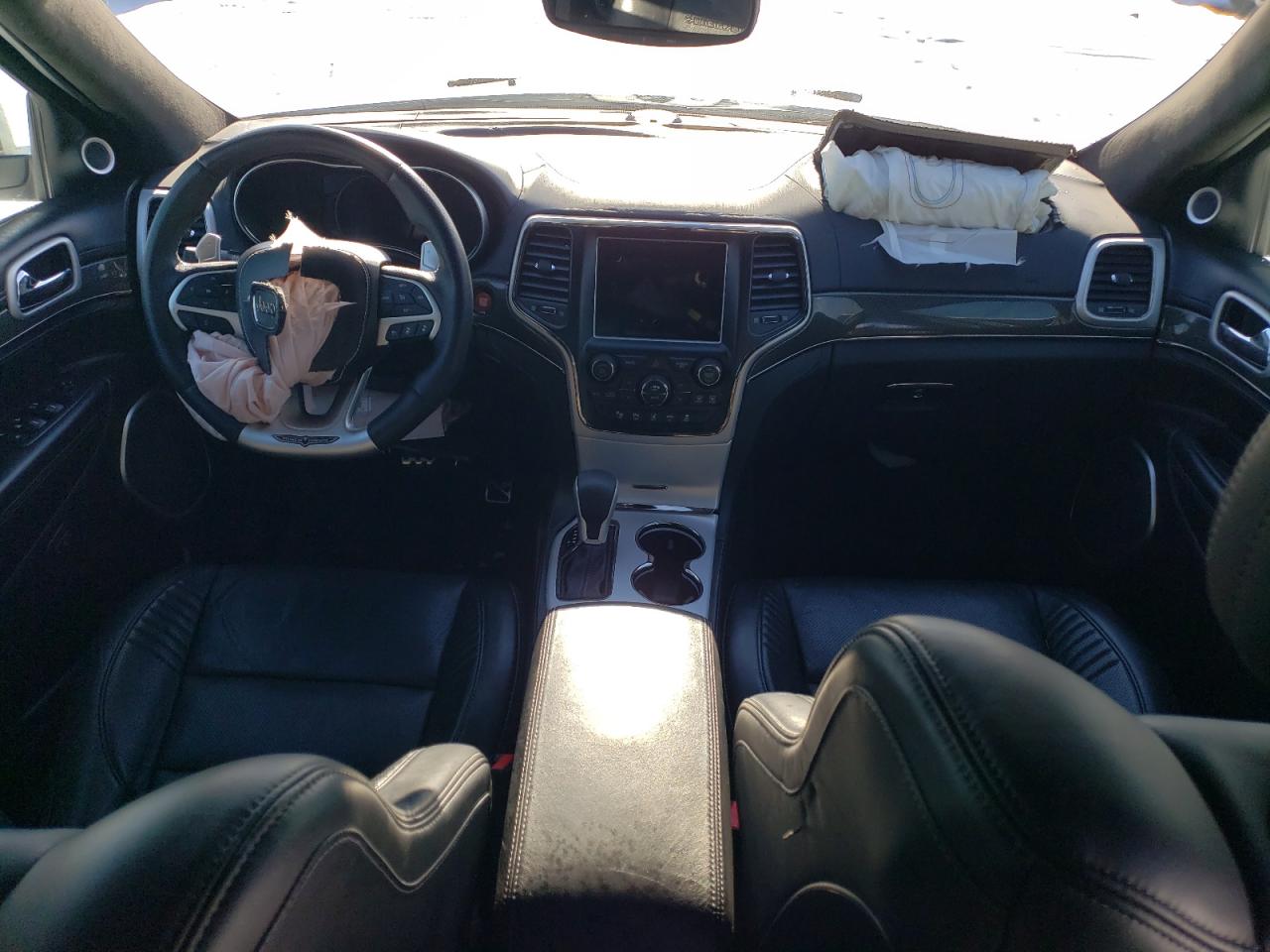 2018 Jeep Grand Cherokee - Image 8