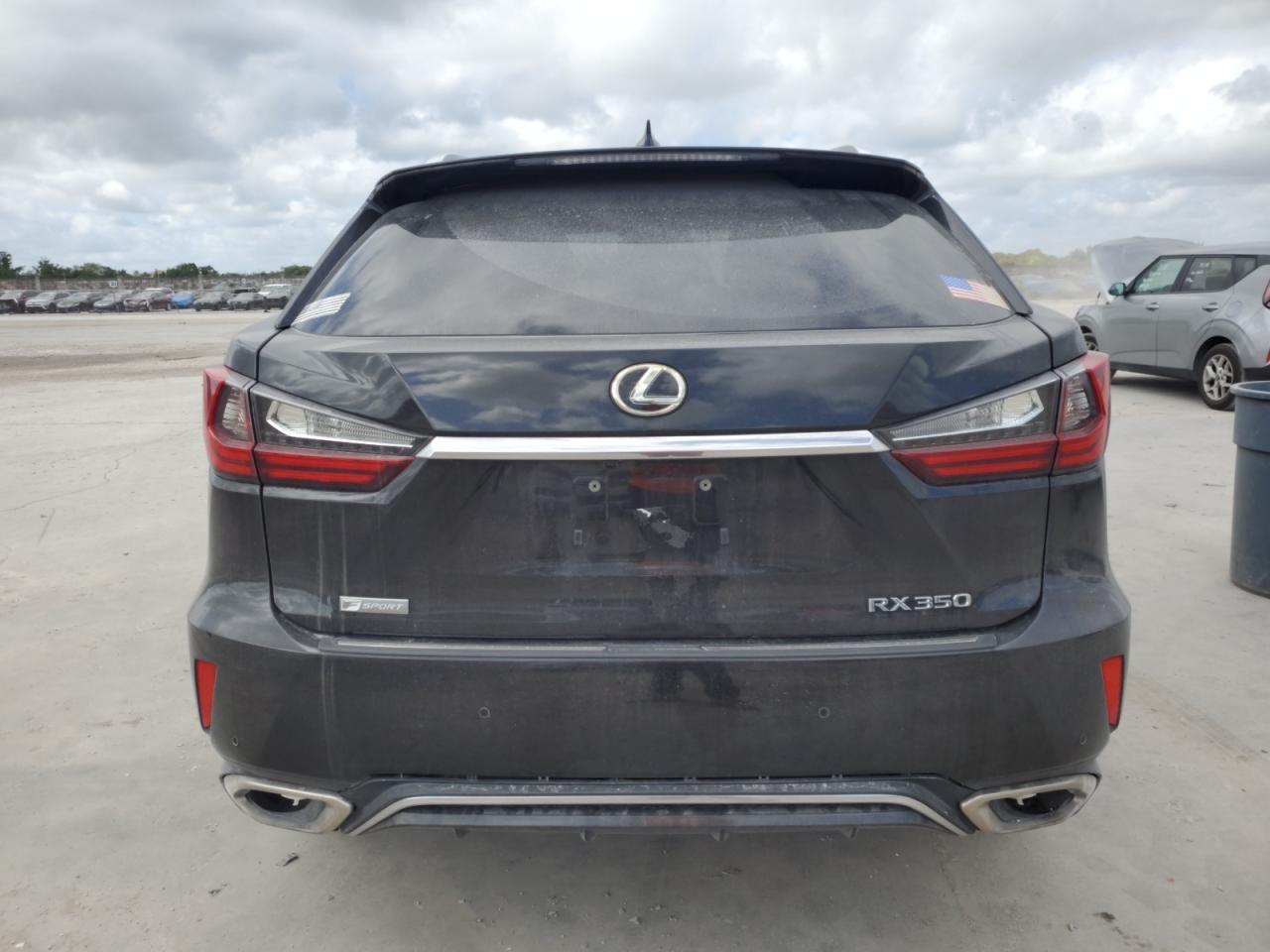 2017 Lexus RX - Image 6