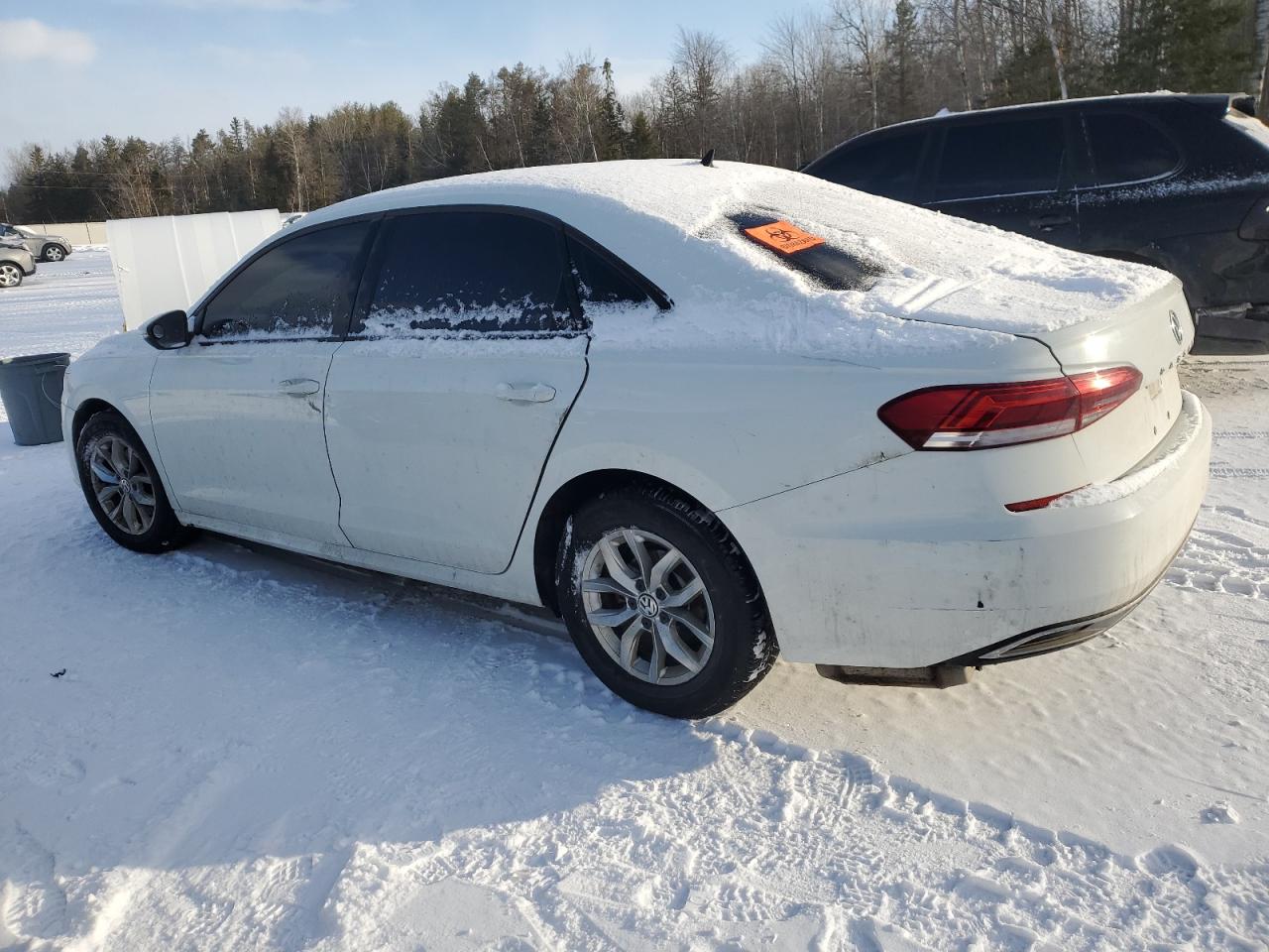 2020 Volkswagen Passat - Image 2