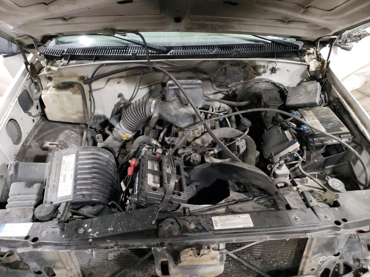 1998 Chevrolet GMT-400 - Image 11