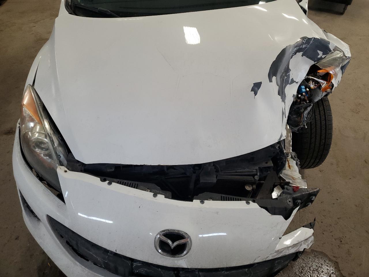2012 Mazda 3 - Image 11