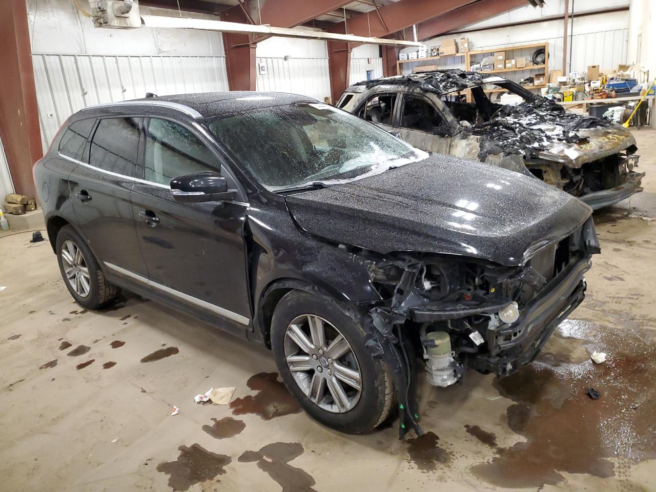 2017 Volvo XC60 - Image 4