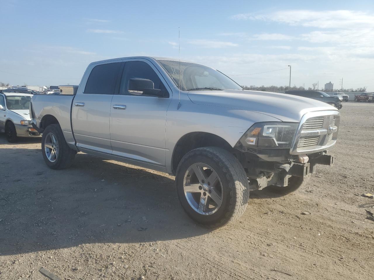 2010 Dodge RAM - Image 4