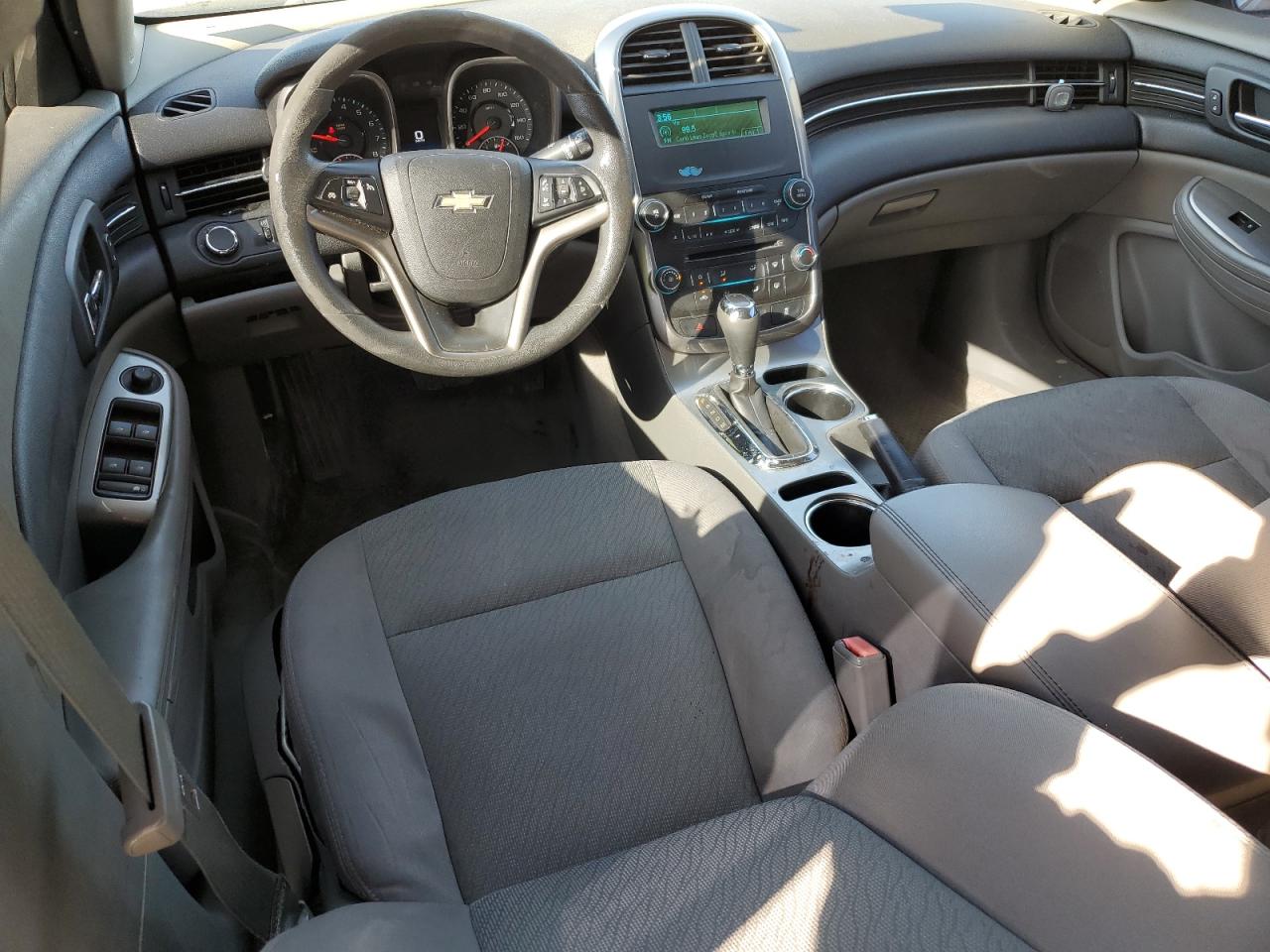 2014 Chevrolet Malibu - Image 8
