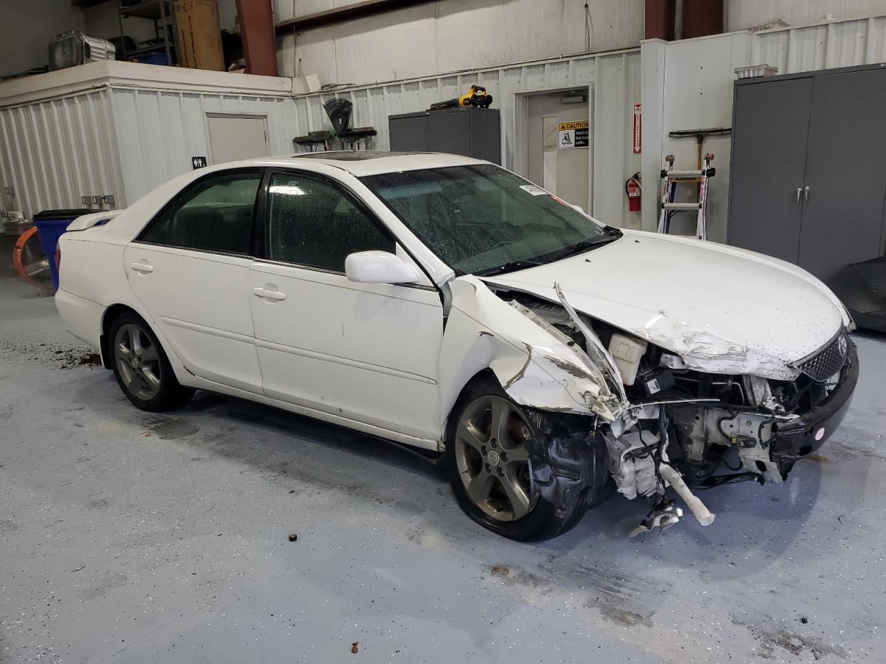 2005 Toyota Camry - Image 4